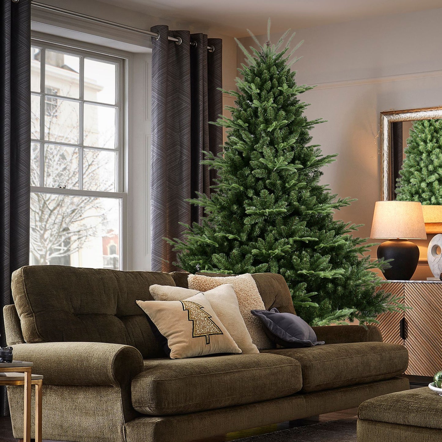 Full-Shaped 7FT Christmas Tree with 2257 Tips – PE/PVC Mixed Needles, Wide Base for Large Spaces, Hinged Structure for Easy Setup, Metal Stand for Strong Support*